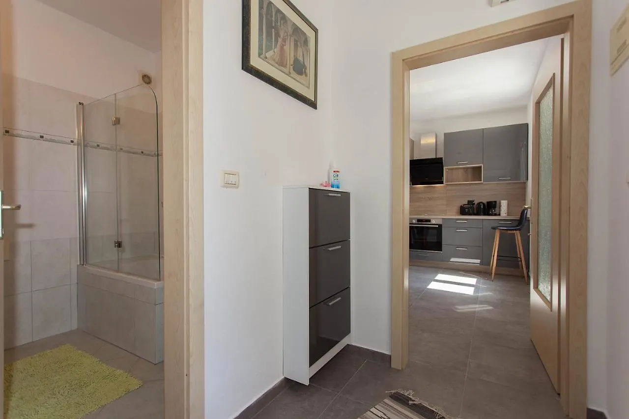 Viridis Apartment Pula Croatia